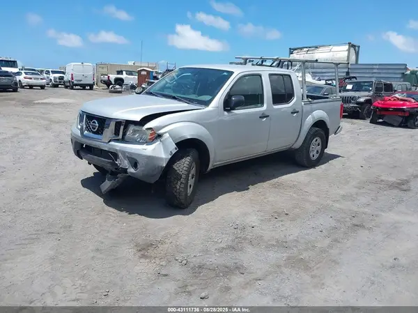 1N6AD0EV7HN772696 2017 NISSAN NAVARA (FRONTIER) - Image 2