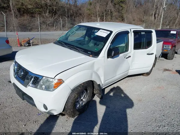 1N6AD0EV7HN774481 2017 NISSAN NAVARA (FRONTIER) - Image 2