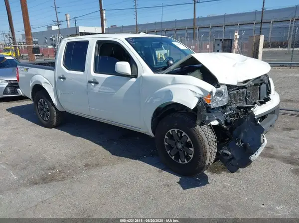 1N6AD0EV7JN751725 2018 NISSAN NAVARA (FRONTIER) - Image 1
