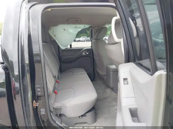 1N6AD0EV8GN746297 2016 NISSAN NAVARA (FRONTIER) - Image 8