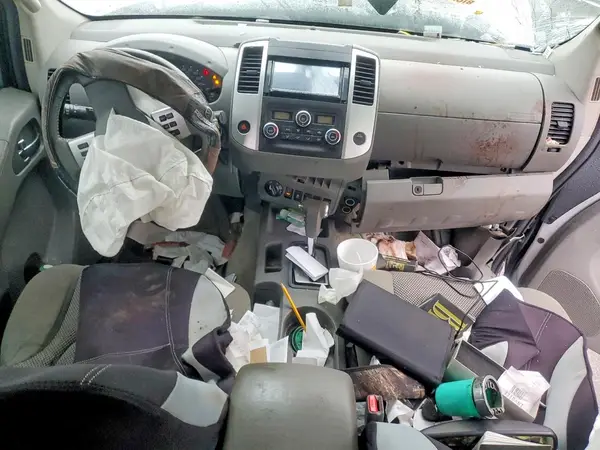 1N6AD0EV8GN768641 2016 NISSAN NAVARA (FRONTIER) - Image 8