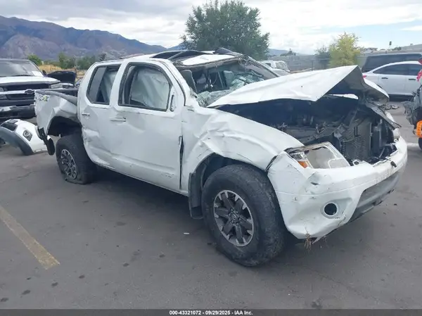 1N6AD0EV8GN786542 2016 NISSAN NAVARA (FRONTIER) - Image 1