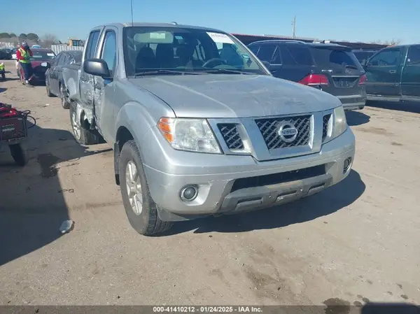 1N6AD0EV8HN758211 2017 NISSAN NAVARA (FRONTIER) - Image 1