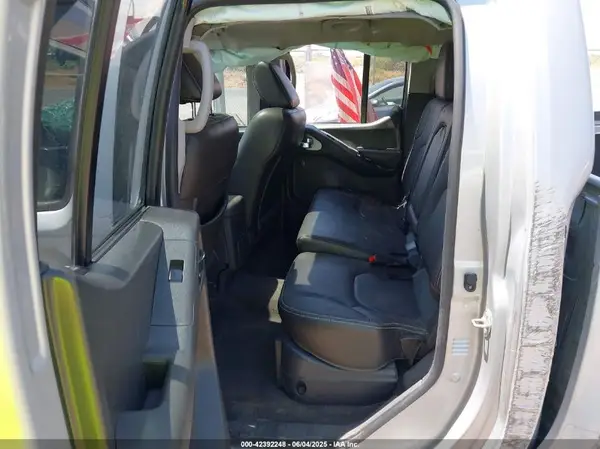 1N6AD0EV8HN771380 2017 NISSAN NAVARA (FRONTIER) - Image 8