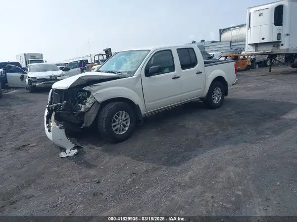 1N6AD0EV8KN731582 2019 NISSAN NAVARA (FRONTIER) - Image 2