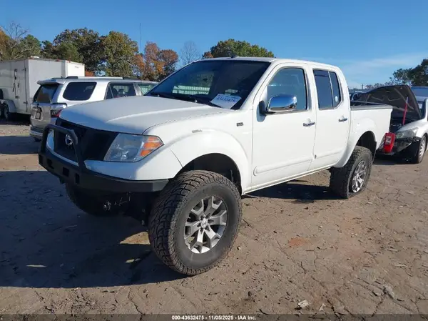 1N6AD0EV8KN742937 2019 NISSAN NAVARA (FRONTIER) - Image 2