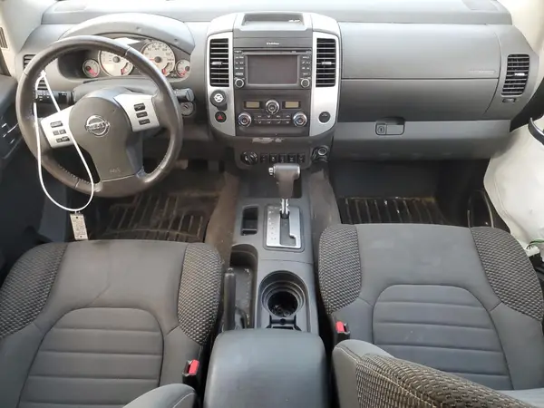 1N6AD0EV9GN738645 2016 NISSAN NAVARA (FRONTIER) - Image 8