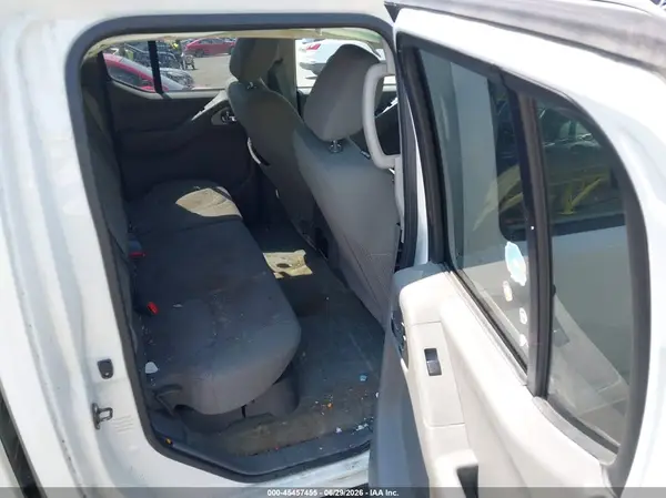 1N6AD0EV9GN741223 2016 NISSAN NAVARA (FRONTIER) - Image 8
