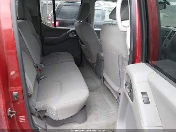 1N6AD0EV9GN742727 2016 NISSAN NAVARA (FRONTIER) - Image 8