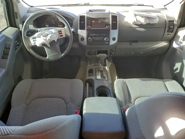 1N6AD0EV9GN752383 2016 NISSAN NAVARA (FRONTIER) - Image 8