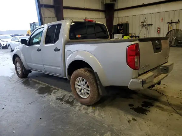 1N6AD0EV9HN750490 2017 NISSAN NAVARA (FRONTIER) - Image 2