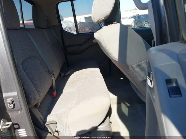 1N6AD0EV9HN766821 2017 NISSAN NAVARA (FRONTIER) - Image 8