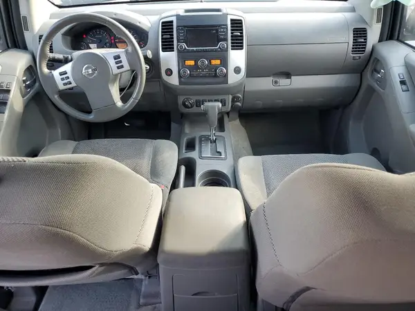 1N6AD0EV9JN735882 2018 NISSAN NAVARA (FRONTIER) - Image 8