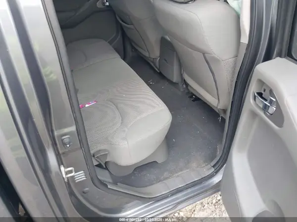 1N6AD0EV9KN876887 2019 NISSAN NAVARA (FRONTIER) - Image 8