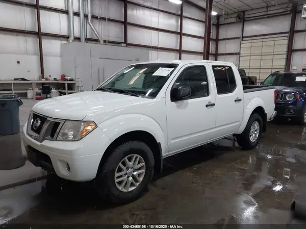 1N6AD0EVXGN765854 2016 NISSAN NAVARA (FRONTIER) - Image 2