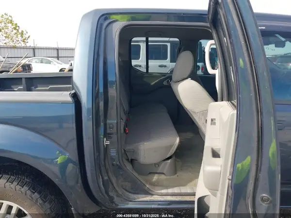 1N6AD0EVXHN717885 2017 NISSAN NAVARA (FRONTIER) - Image 8