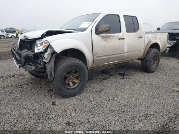 1N6AD0EVXJN700073 2018 NISSAN NAVARA (FRONTIER) - Image 2
