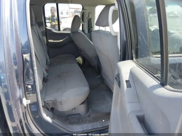1N6AD0FR2HN743379 2017 NISSAN NAVARA (FRONTIER) - Image 8