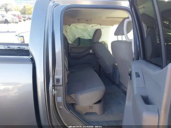 1N6AD0FR9GN751817 2016 NISSAN NAVARA (FRONTIER) - Image 8