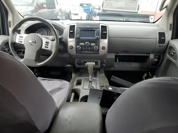 1N6AD0FV1HN748408 2017 NISSAN NAVARA (FRONTIER) - Image 8