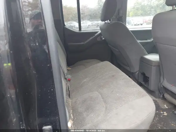 1N6AD0FV2GN735665 2016 NISSAN NAVARA (FRONTIER) - Image 8