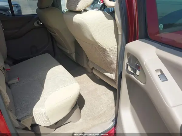 1N6AD0FV3GN746013 2016 NISSAN NAVARA (FRONTIER) - Image 8