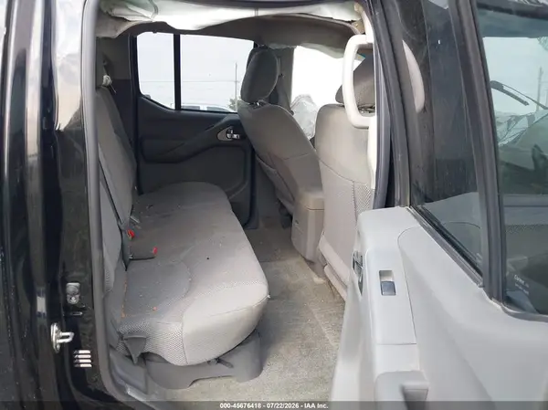 1N6AD0FV3HN757854 2017 NISSAN NAVARA (FRONTIER) - Image 8