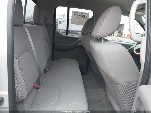 1N6AD0FV4GN714252 2016 NISSAN NAVARA (FRONTIER) - Image 8