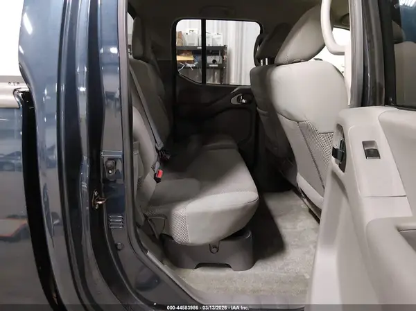 1N6AD0FV9GN735730 2016 NISSAN NAVARA (FRONTIER) - Image 8