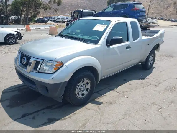 1N6BD0CT0GN749751 2016 NISSAN NAVARA (FRONTIER) - Image 2