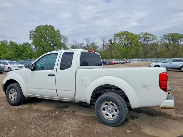 1N6BD0CT0HN742218 2017 NISSAN NAVARA (FRONTIER) - Image 2