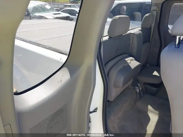 1N6BD0CT0HN767068 2017 NISSAN NAVARA (FRONTIER) - Image 8