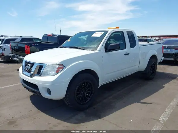 1N6BD0CT1HN728523 2017 NISSAN NAVARA (FRONTIER) - Image 2