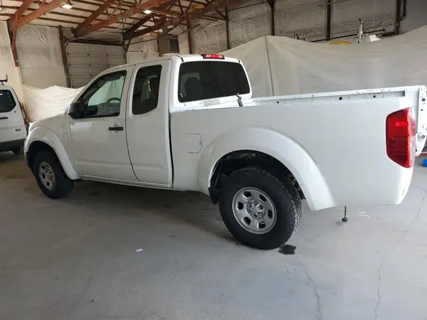 1N6BD0CT1HN762820 2017 NISSAN NAVARA (FRONTIER) - Image 2