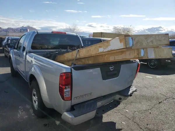 1N6BD0CT2HN700858 2017 NISSAN NAVARA (FRONTIER) - Image 2