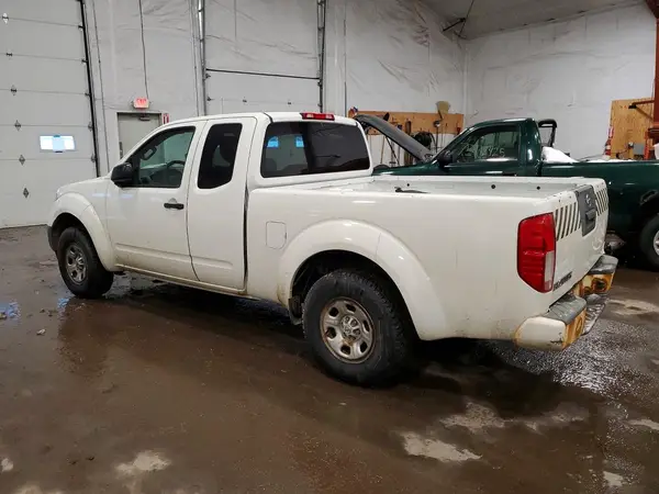 1N6BD0CT2HN719927 2017 NISSAN NAVARA (FRONTIER) - Image 2