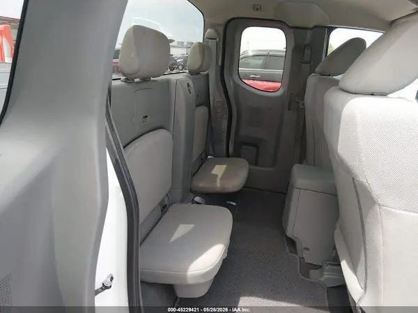 1N6BD0CT2KN796076 2019 NISSAN NAVARA (FRONTIER) - Image 8