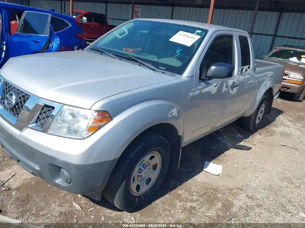 1N6BD0CT3JN748049 2018 NISSAN NAVARA (FRONTIER) - Image 2
