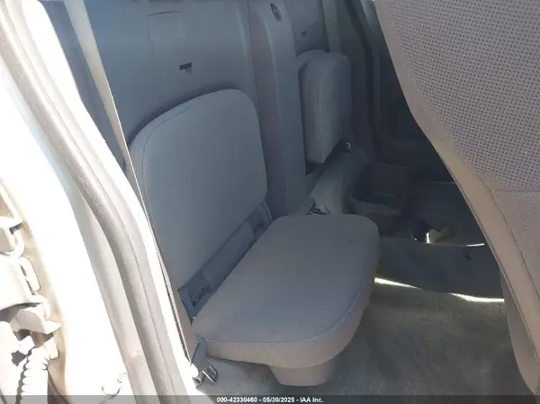 1N6BD0CT3JN748049 2018 NISSAN NAVARA (FRONTIER) - Image 8