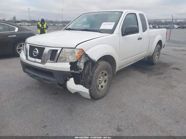 1N6BD0CT3KN762468 2019 NISSAN NAVARA (FRONTIER) - Image 2