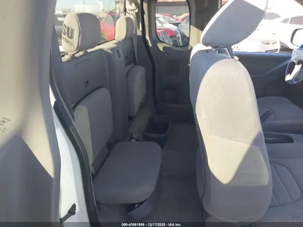1N6BD0CT4GN778217 2016 NISSAN NAVARA (FRONTIER) - Image 8