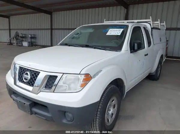 1N6BD0CT4HN737538 2017 NISSAN NAVARA (FRONTIER) - Image 2