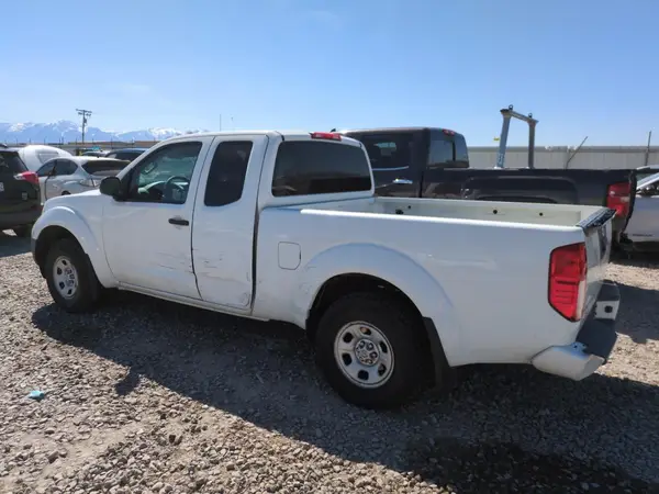 1N6BD0CT5HN719565 2017 NISSAN NAVARA (FRONTIER) - Image 2