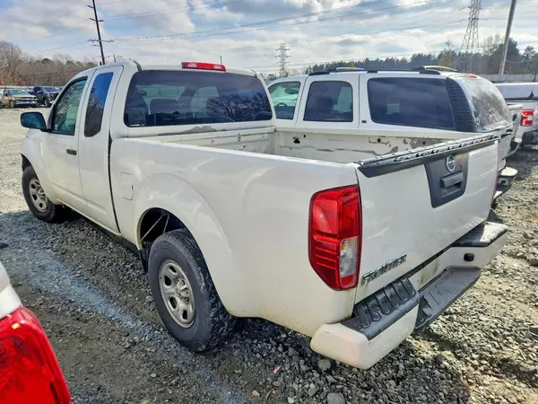 1N6BD0CT5HN748435 2017 NISSAN NAVARA (FRONTIER) - Image 2