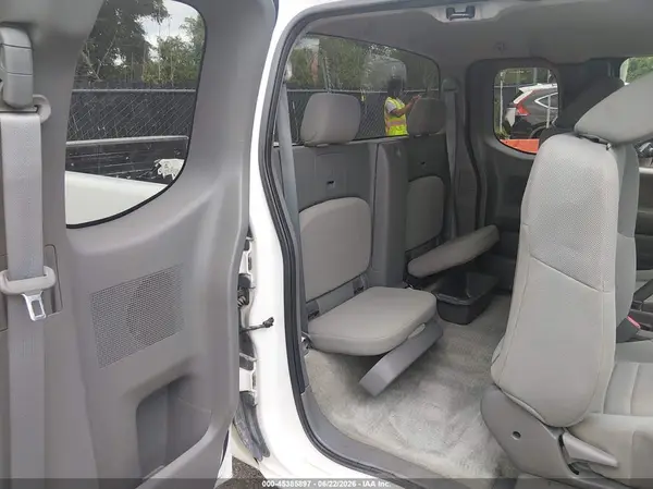 1N6BD0CT6GN741475 2016 NISSAN NAVARA (FRONTIER) - Image 8