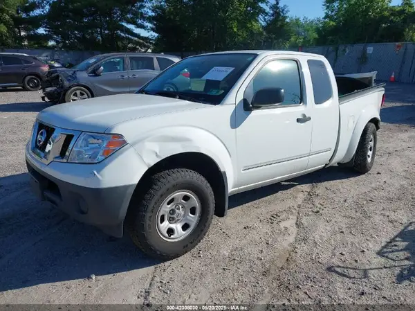 1N6BD0CT6HN746001 2017 NISSAN NAVARA (FRONTIER) - Image 2