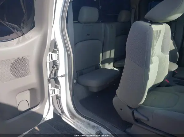1N6BD0CT7GN773223 2016 NISSAN NAVARA (FRONTIER) - Image 8