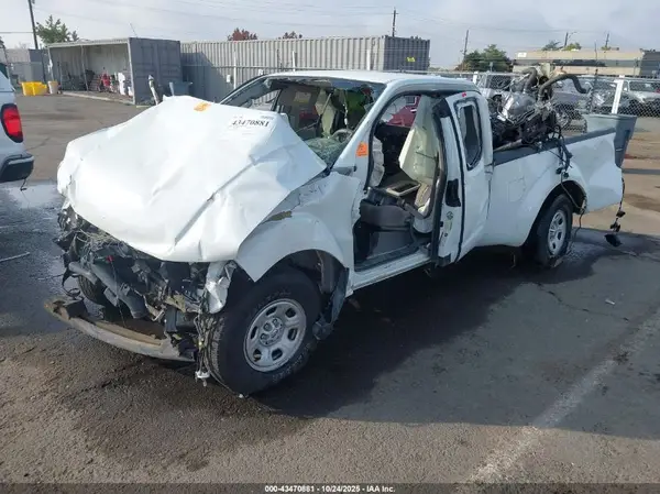1N6BD0CT7HN735654 2017 NISSAN NAVARA (FRONTIER) - Image 2