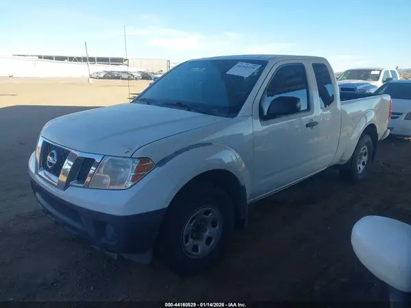 1N6BD0CT7HN777807 2017 NISSAN NAVARA (FRONTIER) - Image 2
