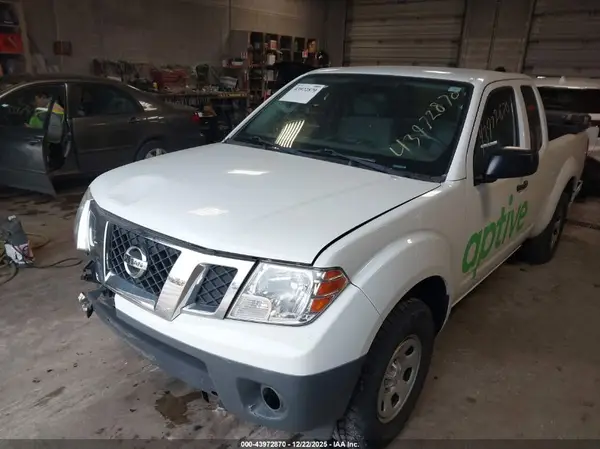 1N6BD0CT7JN735501 2018 NISSAN NAVARA (FRONTIER) - Image 2